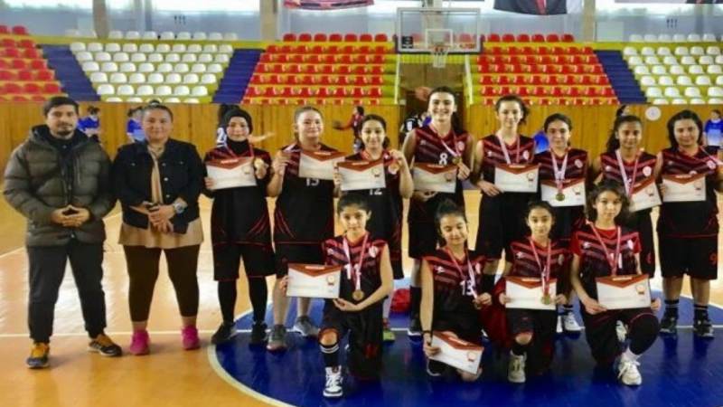 Şehit Piyade Onbaşı Murat Sıtkı Ortaokulu bölge şampiyonu oldu