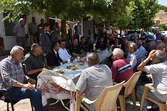 Tekbıyıkoğlu, Ahılı’lı Vatandaşların Taleplerini Dinledi - Kırıkkale Haber, Son Dakika Kırıkkale Haberleri