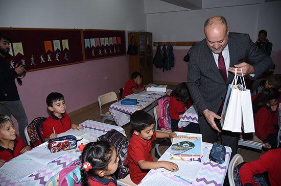 Bahşılı Belediyesi’nden kırtasiye yardımı - Kırıkkale Haber, Son Dakika Kırıkkale Haberleri