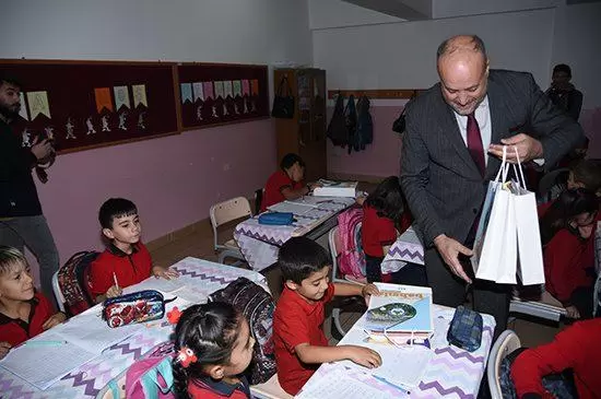 Bahşılı Belediyesi’nden kırtasiye yardımı - Kırıkkale Haber, Son Dakika Kırıkkale Haberleri Bahşılı Belediyesi’nden kırtasiye yardımı - Kırıkkale Haber, Son Dakika Kırıkkale Haberleri