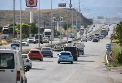 Kırıkkale’de motorlu kara taşıtı 70 bin 922 oldu - Kırıkkale Haber, Son Dakika Kırıkkale Haberleri Kırıkkale’de motorlu kara taşıtı 70 bin 922 oldu - Kırıkkale Haber, Son Dakika Kırıkkale Haberleri