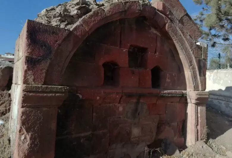 Tarihi çeşme restore edilecek - Kırıkkale Haber, Son Dakika Kırıkkale Haberleri Tarihi çeşme restore edilecek - Kırıkkale Haber, Son Dakika Kırıkkale Haberleri
