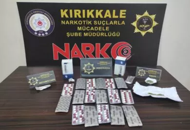 Emniyetten Uyuşturucu Operasyonu 2 Kişi Tutuklandı - Kırıkkale Haber, Son Dakika Kırıkkale Haberleri Emniyetten Uyuşturucu Operasyonu 2 Kişi Tutuklandı - Kırıkkale Haber, Son Dakika Kırıkkale Haberleri