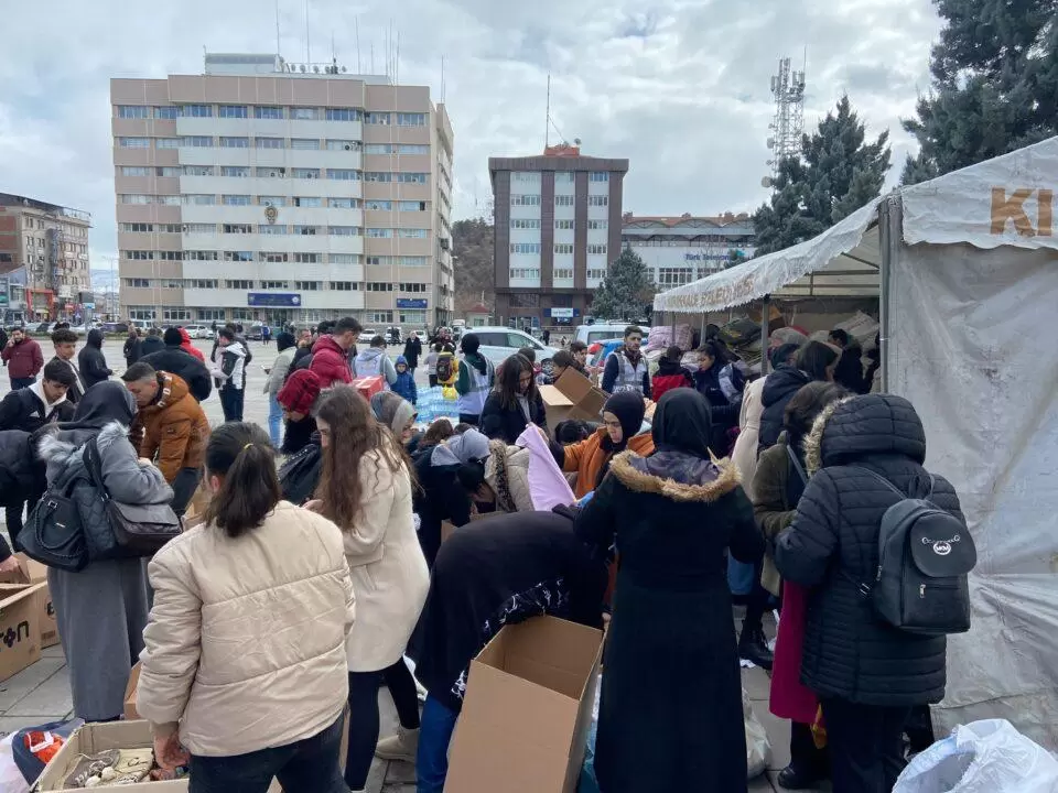 Valilikten deprem bölgesine yardım çağrısı - Kırıkkale Haber, Son Dakika Kırıkkale Haberleri