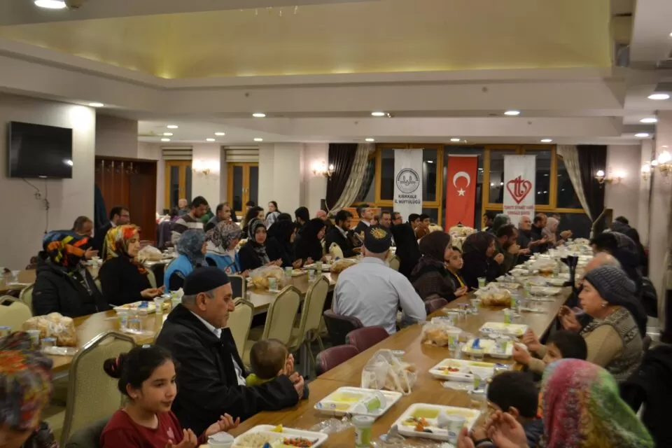 Müftülükten depremzedelere iftar - Kırıkkale Haber, Son Dakika Kırıkkale Haberleri