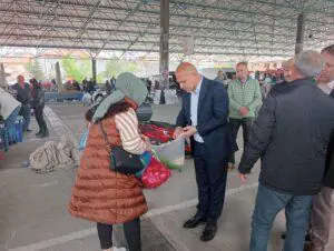 Ahmet Önal Kırıkkale’de Karşıyaka Salı Pazarını Ziyaret Ederek Sorunları Dinledi - Kırıkkale Haber, Son Dakika Kırıkkale Haberleri Ahmet Önal Kırıkkale’de Karşıyaka Salı Pazarını Ziyaret Ederek Sorunları Dinledi - Kırıkkale Haber, Son Dakika Kırıkkale Haberleri