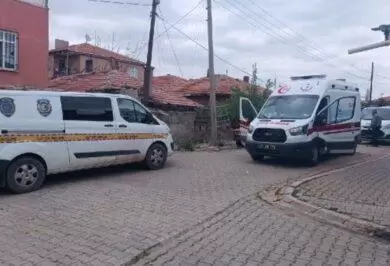 Kırıkkale'de Sobadan Zehirlenen Oğul Öldü, Anne Tedaviye Alındı - Kırıkkale Haber, Son Dakika Kırıkkale Haberleri Kırıkkale'de Sobadan Zehirlenen Oğul Öldü, Anne Tedaviye Alındı - Kırıkkale Haber, Son Dakika Kırıkkale Haberleri