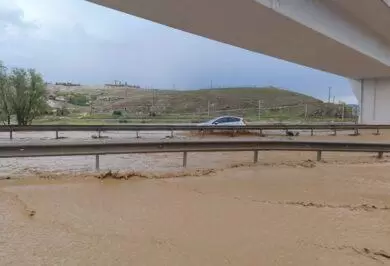 Sağanak nedeniyle Ankara-Kırıkkale kara yolunda ulaşım aksadı - Kırıkkale Haber, Son Dakika Kırıkkale Haberleri saganak-nedeniyle-ankara-kirikkale-kara-yolunda-ulasim-aksadi