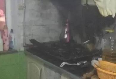 Ocakta Unutulan Yemek Evi Yaktı Ocakta Unutulan Yemek Evi Yaktı