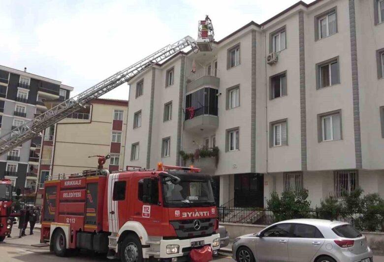 Kırıkkale’de bir apartmanın 3’üncü katında yangın çıktı - Kırıkkale Haber, Son Dakika Kırıkkale Haberleri