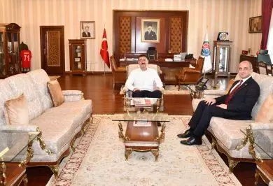 Kırıkkale İl Emniyet Müdürü Mustafa Emre Başbuğ Görevine Başladı - Kırıkkale Haber, Son Dakika Kırıkkale Haberleri Kırıkkale İl Emniyet Müdürü Mustafa Emre Başbuğ Görevine Başladı - Kırıkkale Haber, Son Dakika Kırıkkale Haberleri