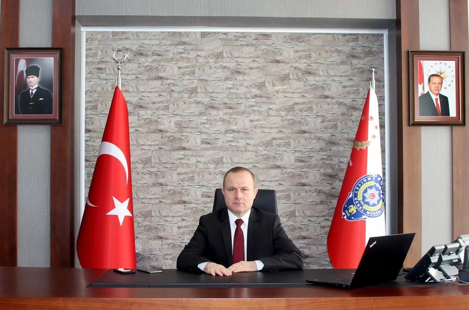 Rize Emniyet Müdürlüğüne Hemşehrimiz Murat Türesin Atandı - Kırıkkale Haber, Son Dakika Kırıkkale Haberleri Rize Emniyet Müdürlüğüne Hemşehrimiz Murat Türesin Atandı - Kırıkkale Haber, Son Dakika Kırıkkale Haberleri