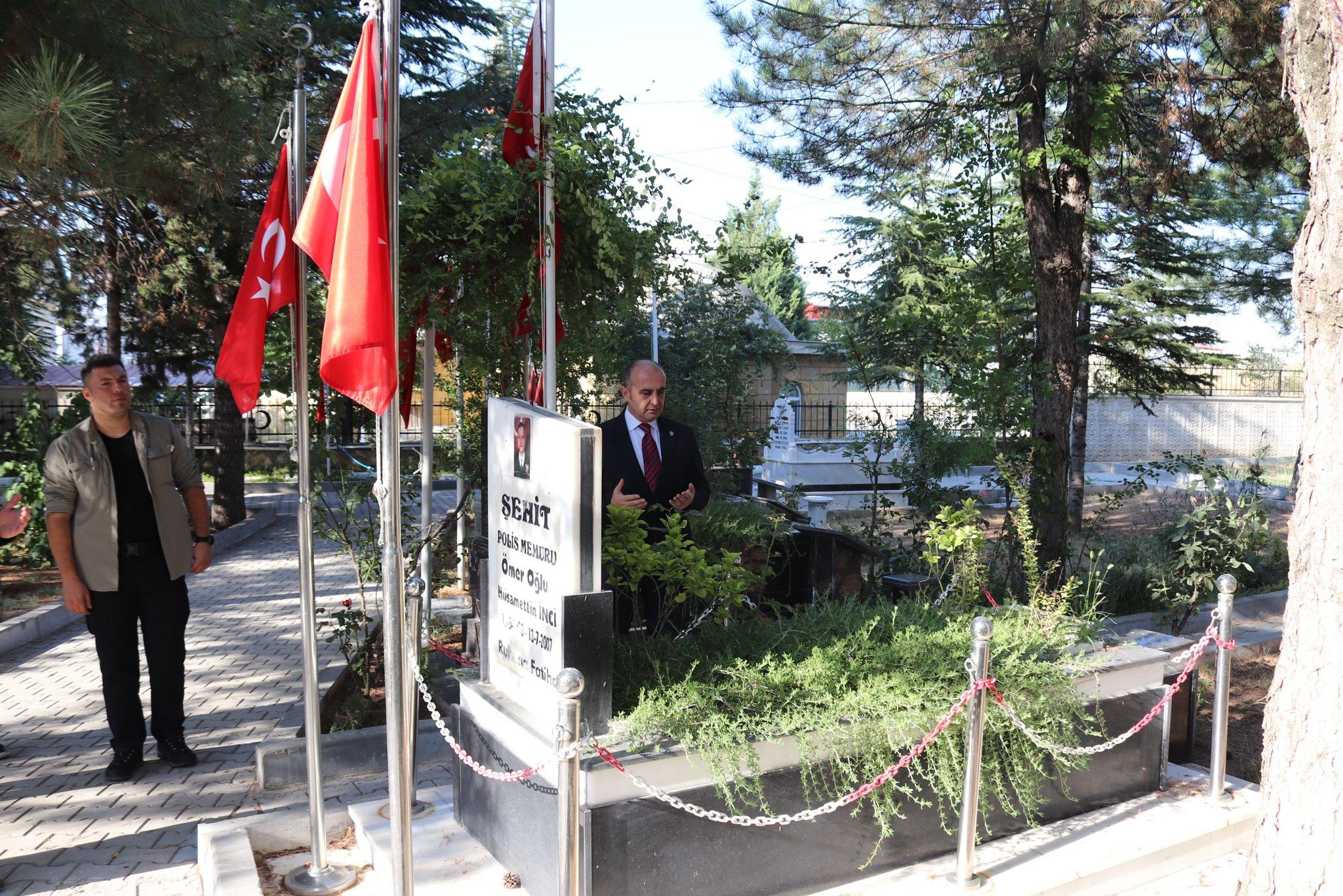 Emniyet Müdürü Başbuğ, Şehitliği Ziyaret Etti - Kırıkkale Haber, Son Dakika Kırıkkale Haberleri