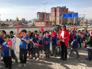 ÖĞRENCİLER CUMHURİYET YÜRÜYÜŞÜ YAPTILAR - Kırıkkale Haber, Son Dakika Kırıkkale Haberleri