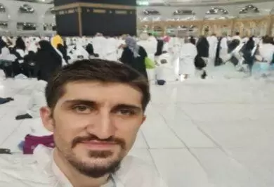 cuma-namazina-hazirlanirken-kalp-krizi-gecirdi