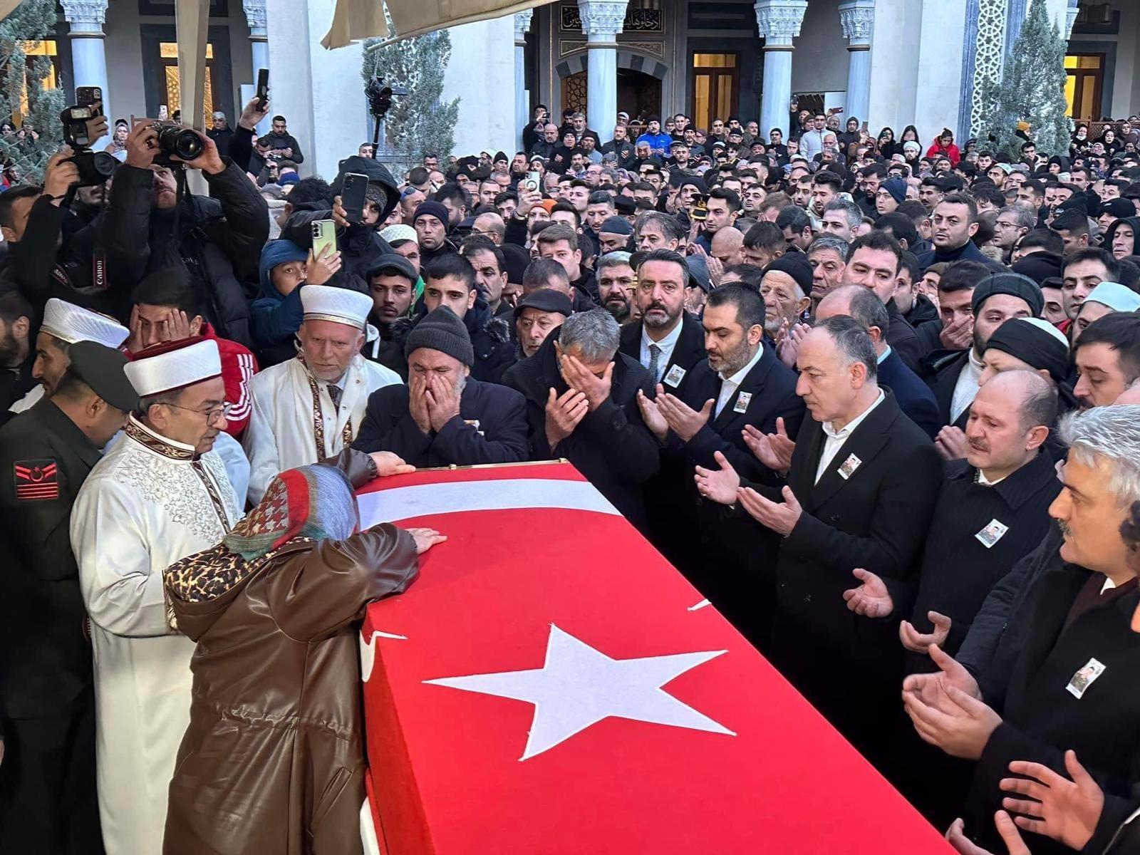 Kırıkkaleli Şehit Semih Yılmaz, son yolculuğuna uğurlandı - Kırıkkale Haber, Son Dakika Kırıkkale Haberleri