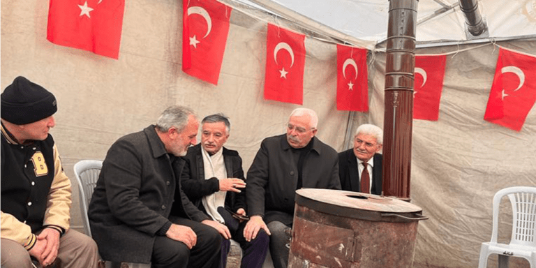 Pekdoğan'dan şehit ailesine taziye ziyareti - Kırıkkale Haber, Son Dakika Kırıkkale Haberleri