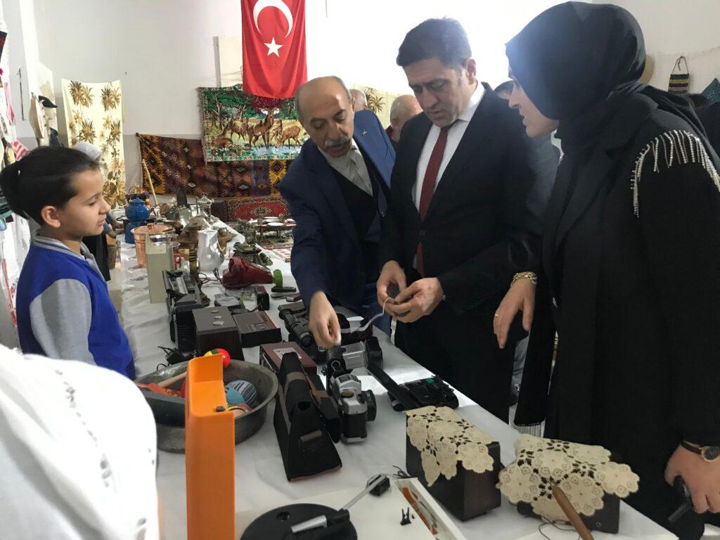 Yavuz Selim ilkokulu’nda geçmişin izleri sergileniyor – Kırıkkale Haber, Son Dakika Kırıkkale Haberleri Yavuz Selim ilkokulu'nda geçmişin izleri sergileniyor - Kırıkkale Haber, Son Dakika Kırıkkale Haberleri