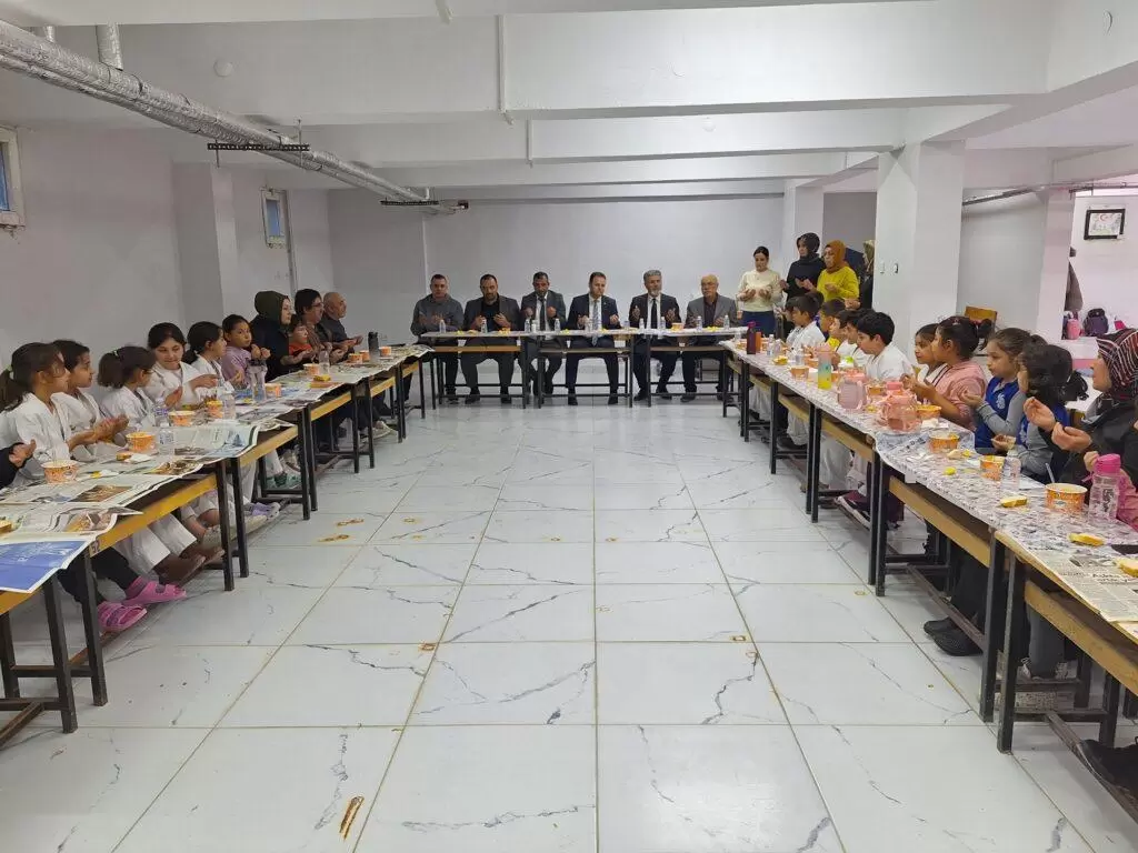 Yavuz Selim İlk Öğretim Okulu taekwondo branşında da var - Kırıkkale Haber, Son Dakika Kırıkkale Haberleri Yavuz Selim İlk Öğretim Okulu taekwondo branşında da var - Kırıkkale Haber, Son Dakika Kırıkkale Haberleri