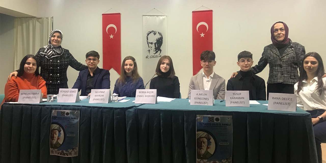 Kırıkkale’de Fen Liseliler Kutadgu Bilig'i anlattı - Kırıkkale Haber, Son Dakika Kırıkkale Haberleri