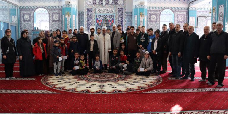 Namaz kılan çocuklar ödüllendirildi - Kırıkkale Haber, Son Dakika Kırıkkale Haberleri