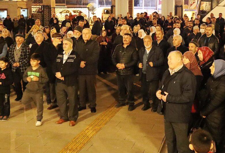 Umre kafilesi kutsal topraklara uğurlandı - Kırıkkale Haber, Son Dakika Kırıkkale Haberleri