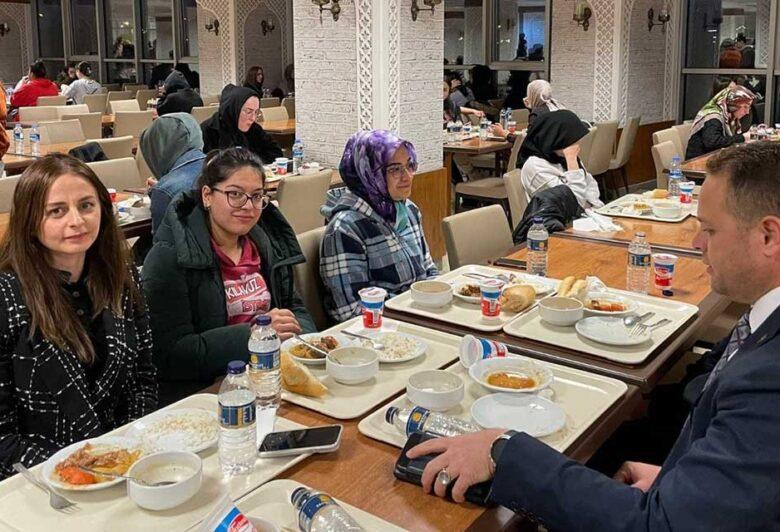 Kırıkkale’de yurtta kalan öğrenciler iftarda buluştu - Kırıkkale Haber, Son Dakika Kırıkkale Haberleri