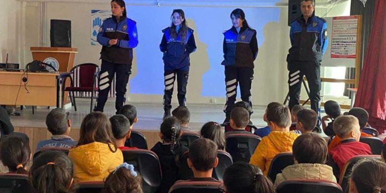 Öğrencilere polislik mesleği tanıtıldı - Kırıkkale Haber, Son Dakika Kırıkkale Haberleri