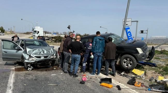 Karakeçili'de trafik kazası 3 yaralı - Kırıkkale Haber, Son Dakika Kırıkkale Haberleri