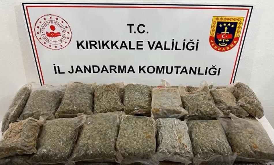 Jandarma 23 Kilo Uyuşturucu yakaladı (Video-Haber) - Kırıkkale Haber, Son Dakika Kırıkkale Haberleri