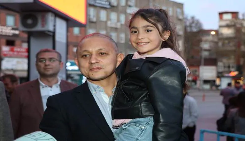 belediye-baskani-onal;-bayramlar-toplumu-butunlestirir