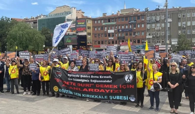 Eğitim-Sen Öğretmen Cinayetine Tepki Gösterdi - Kırıkkale Haber, Son Dakika Kırıkkale Haberleri