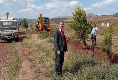 Başkan Erkan Çağlar Mezarlıklara El Attı - Kırıkkale Haber, Son Dakika Kırıkkale Haberleri