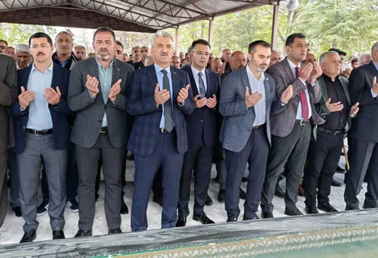 İhsan Geyik, dualarla uğurlandı - Kırıkkale Haber, Son Dakika Kırıkkale Haberleri İhsan Geyik, dualarla uğurlandı - Kırıkkale Haber, Son Dakika Kırıkkale Haberleri