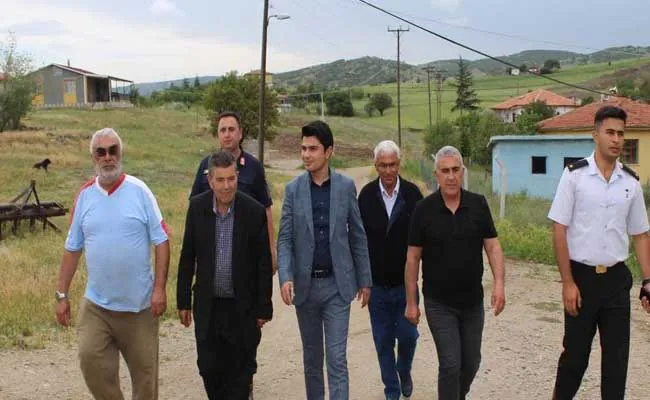 Sulakyurt Kaymakamı Hasan Burak Bilir Köylerde İncelemede Bulundu - Kırıkkale Haber, Son Dakika Kırıkkale Haberleri Sulakyurt Kaymakamı Hasan Burak Bilir Köylerde İncelemede Bulundu - Kırıkkale Haber, Son Dakika Kırıkkale Haberleri