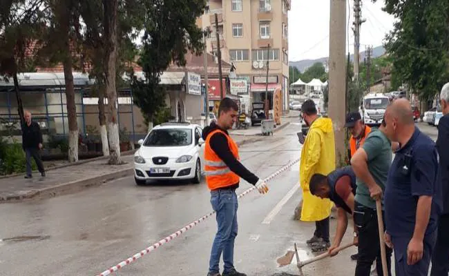 Yahşihan'da Su Kanalları Ve Izgaralar Temizlendi - Kırıkkale Haber, Son Dakika Kırıkkale Haberleri