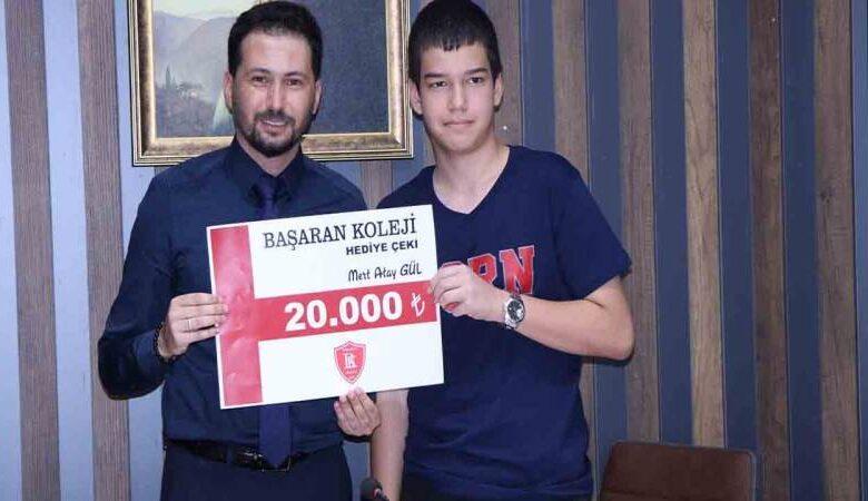 basaran-koleji’nden-mert-atay-gul’e-odul