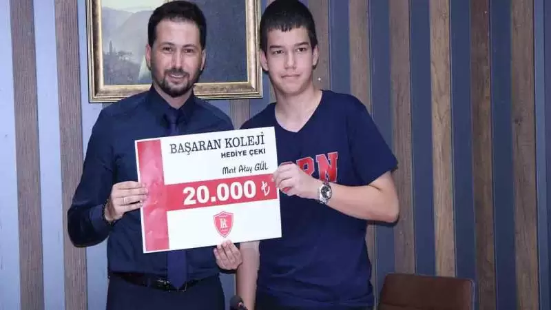 Başaran Koleji’nden Mert Atay Gül’e ödül - Kırıkkale Haber, Son Dakika Kırıkkale Haberleri basaran-koleji’nden-mert-atay-gul’e-odul