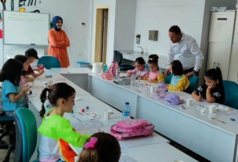 gunes,-yahsihan-genclik-merkezi’nde-yaz-okullari’ni-ziyaret-etti