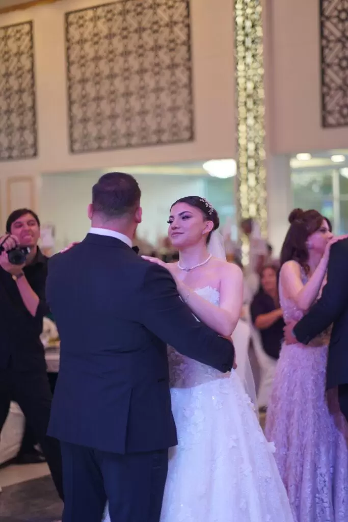 Niyazi ve Pınar Muhteşem Bir Düğün İle Hayatlarına Birleştirdi – Kırıkkale Haber, Son Dakika Kırıkkale Haberleri Niyazi ve Pınar Muhteşem Bir Düğün İle Hayatlarına Birleştirdi - Kırıkkale Haber, Son Dakika Kırıkkale Haberleri
