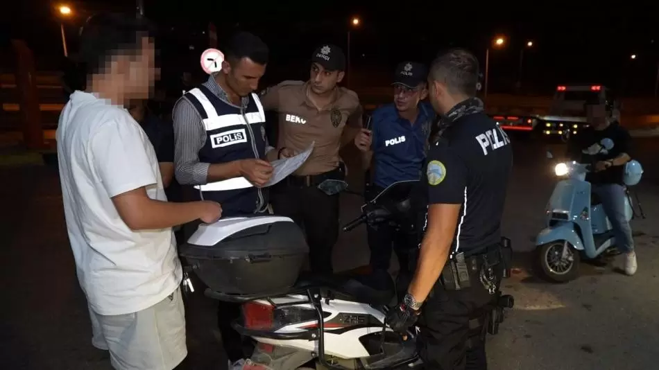 Asayiş ve Trafik Şube Müdürlüğünen Şok Uygulama - Kırıkkale Haber, Son Dakika Kırıkkale Haberleri Asayiş ve Trafik Şube Müdürlüğünen Şok Uygulama - Kırıkkale Haber, Son Dakika Kırıkkale Haberleri