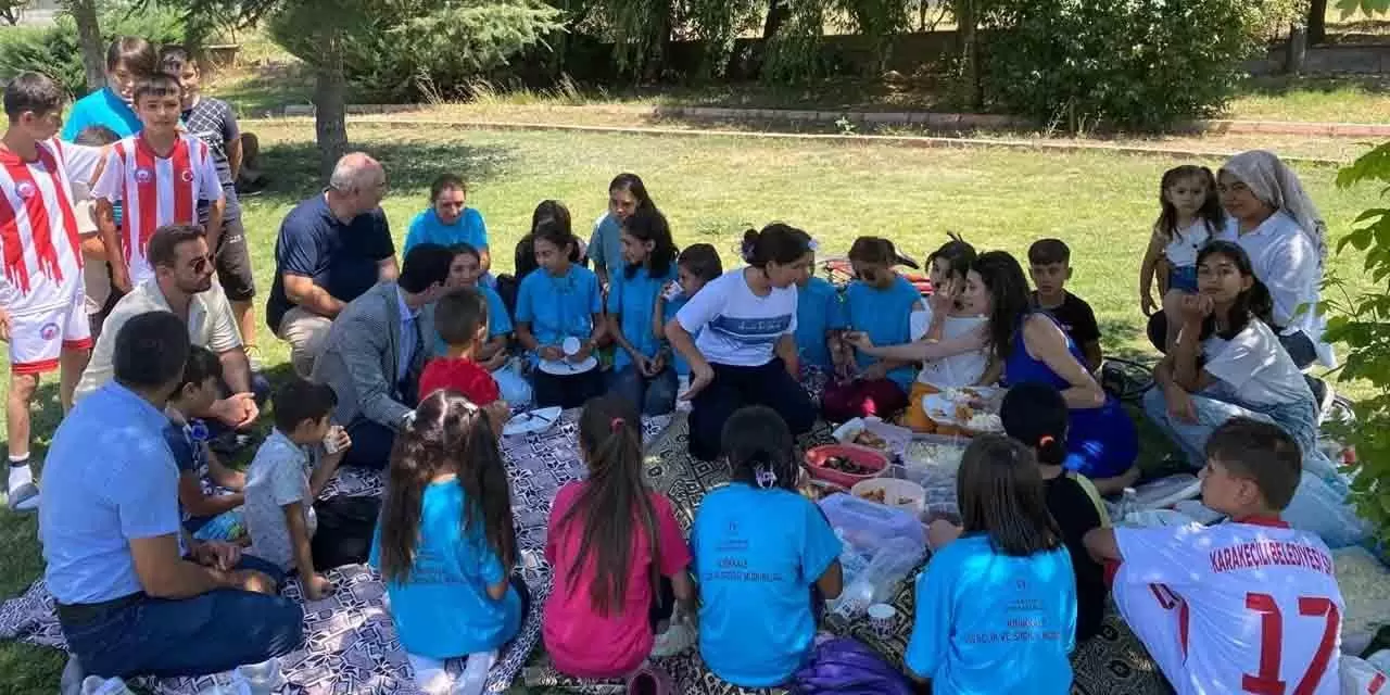 Karakeçili’de Kursiyer Öğrenciler Piknikte Buluştu - Kırıkkale Haber, Son Dakika Kırıkkale Haberleri Karakeçili’de Kursiyer Öğrenciler Piknikte Buluştu - Kırıkkale Haber, Son Dakika Kırıkkale Haberleri