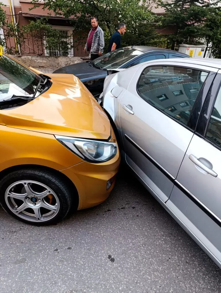 Ticari Taksi Park Halindeki Araçları Pert Etti – Kırıkkale Haber, Son Dakika Kırıkkale Haberleri Ticari Taksi Park Halindeki Araçları Pert Etti - Kırıkkale Haber, Son Dakika Kırıkkale Haberleri