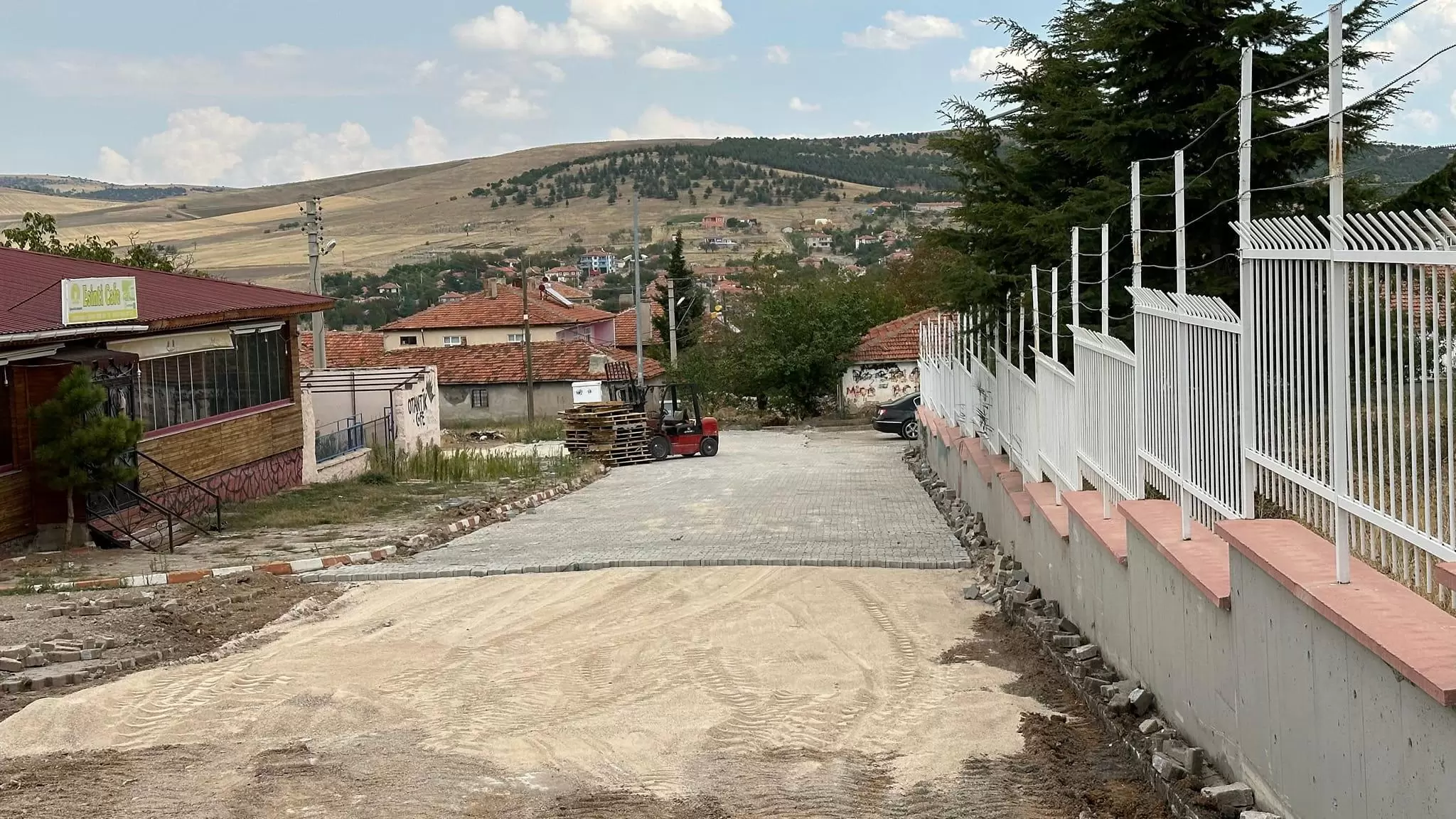 Keskin'de Kız Öğrenci Yurdu Çevre Düzenlemesi - Kırıkkale Haber, Son Dakika Kırıkkale Haberleri Keskin'de Kız Öğrenci Yurdu Çevre Düzenlemesi - Kırıkkale Haber, Son Dakika Kırıkkale Haberleri