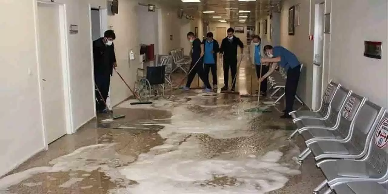 Yüksek İhtisas Hastanesi’nde Temizlik - Kırıkkale Haber, Son Dakika Kırıkkale Haberleri Yüksek İhtisas Hastanesi’nde Temizlik - Kırıkkale Haber, Son Dakika Kırıkkale Haberleri