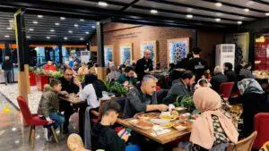 &Ouml;ğretmenler D&ouml;nerci Halil&rsquo;i Unutamayacak - Kırıkkale Haber, Son Dakika Kırıkkale Haberleri