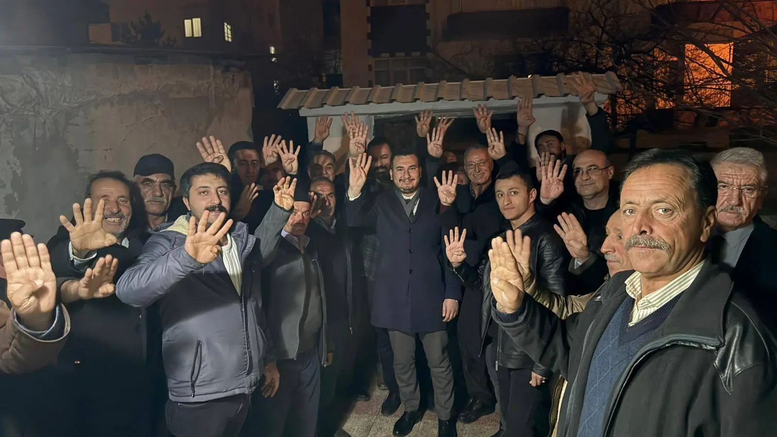 AK Parti’nin Genç Yüzü Muhammet Genç, Kırıkkale’de Sahada Dur Durak Bilmiyor - Kırıkkale Haber, Son Dakika Kırıkkale Haberleri AK Parti’nin Genç Yüzü Muhammet Genç, Kırıkkale’de Sahada Dur Durak Bilmiyor - Kırıkkale Haber, Son Dakika Kırıkkale Haberleri