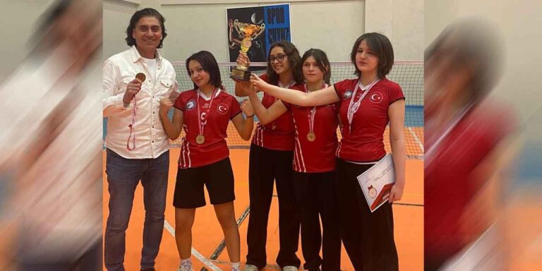 Güzel Sanatlar Lisesi’nden Badminton başarısı - Kırıkkale Haber, Son Dakika Kırıkkale Haberleri