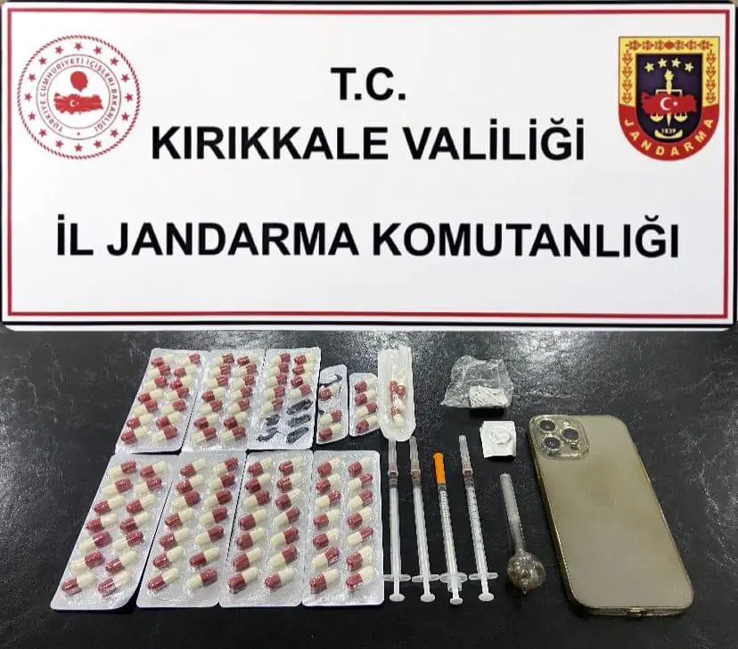 Kırıkkale'de Uyuşturucu Operasyonu: 21 Yaşındaki Genç Tutuklandı - Kırıkkale Haber, Son Dakika Kırıkkale Haberleri Kırıkkale'de Uyuşturucu Operasyonu: 21 Yaşındaki Genç Tutuklandı - Kırıkkale Haber, Son Dakika Kırıkkale Haberleri