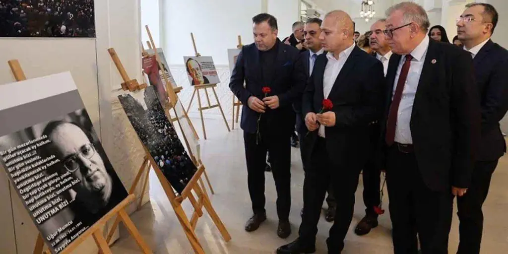 Uğur Mumcu&rsquo;nun 32. Yıl D&ouml;n&uuml;m&uuml;nde Anma Sergisi - Kırıkkale Haber, Son Dakika Kırıkkale Haberleri